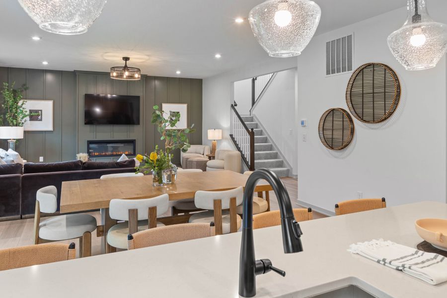 Representative furnished interior of a home built from the Fairfax by Fischer Homes in Bridle Run, Louisville (Image 13).