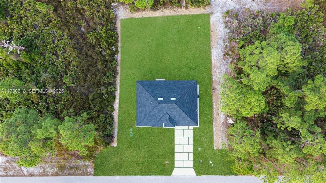 Image 39 of a home in . Image 39 of a home in .