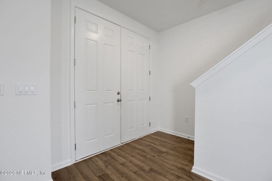 Spacious, unfurnished interior of a new home in Amberly, Green Cove Springs (Image 39).