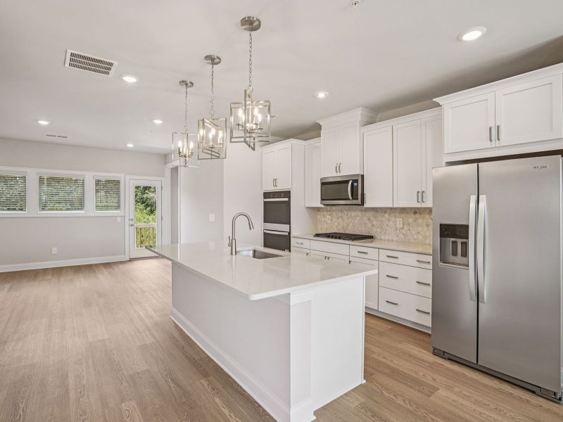 The Ashland floorplan with the Elegant Minimalism Linen interior package. The Ashland floorplan with the Elegant Minimalism Linen interior package.