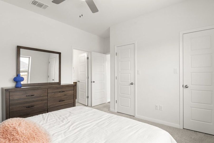 Representative furnished interior of a home built from the Ash by Pacesetter Homes in Blanco Vista, San Marcos (Image 17).