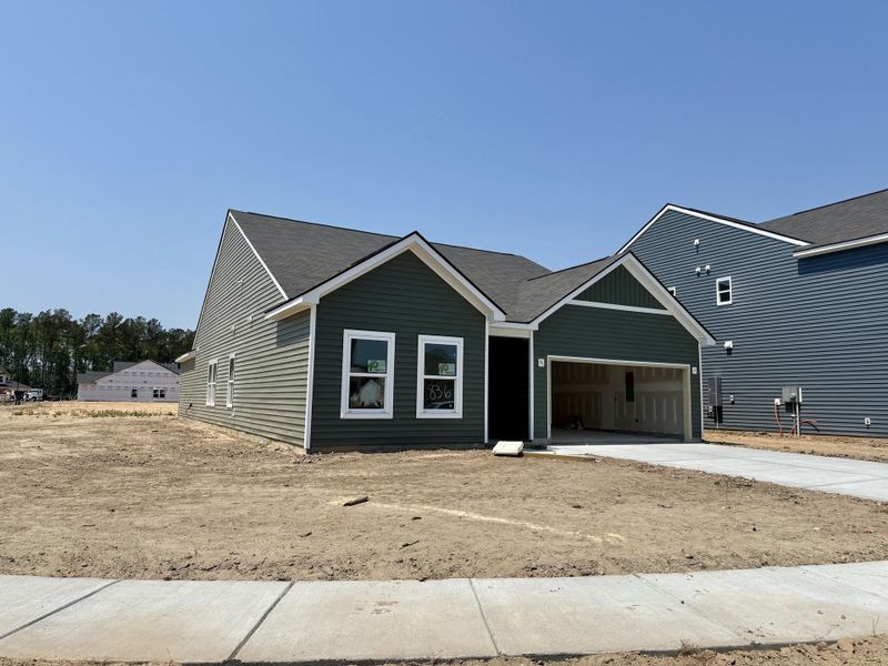 Exterior details and patio area of a home in , Summerville (Image 19).