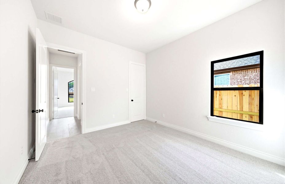 Spacious, unfurnished interior of a new home in The Highlands 55′, Porter (Image 45).