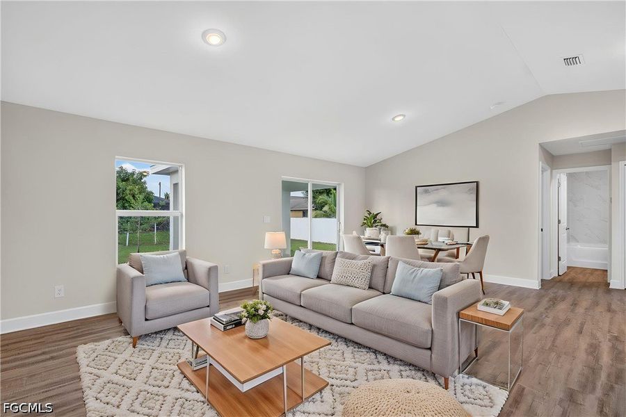 Furnished interior view inside a new home in Cape Coral, Cape Coral (Image 5).