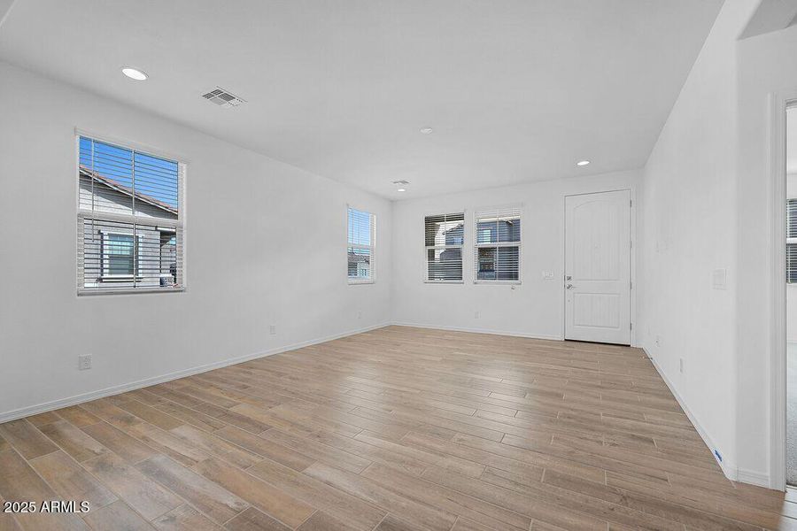 hj-az-phoenix-parkside-villas-cc-rm1-lot