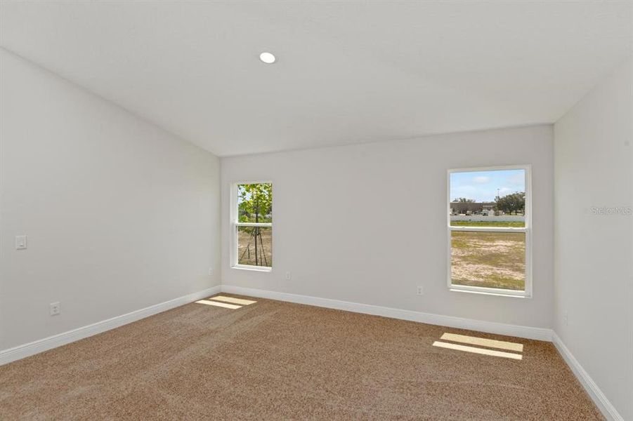 Spacious, unfurnished interior of a new home in Cherrywood Preserve, Ocala (Image 19).