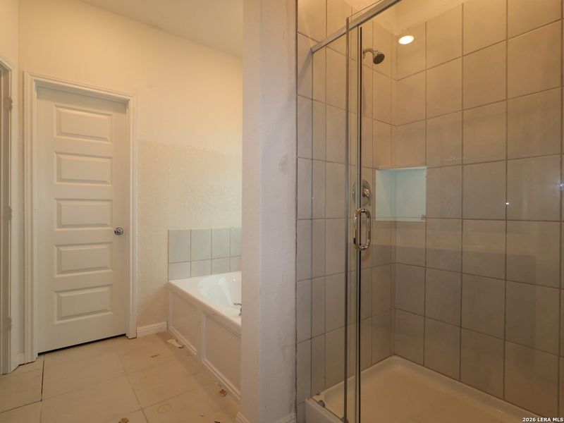 Furnished interior view inside a new home in Mesquite Ridge, San Antonio (Image 7).