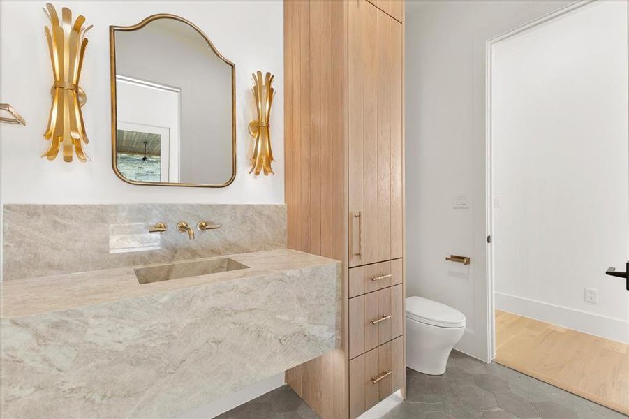 Furnished interior view inside a new home in , Heath (Image 14).