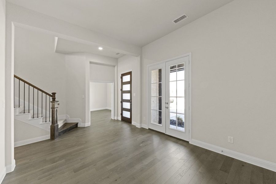 Representative unfurnished interior of a home built from the San Martino II by Pacesetter Homes in Park Hills, Rockwall (Image 23). Representative unfurnished interior of a home built from the San Martino II by Pacesetter Homes in Park Hills, Rockwall (Image 23).