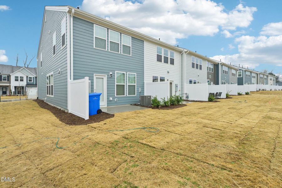 40-web-or-mls-Kensley Grv Ln-S0502-040