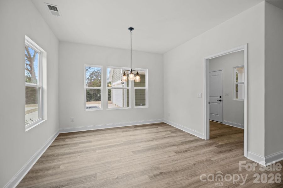 Oversized breakfast area