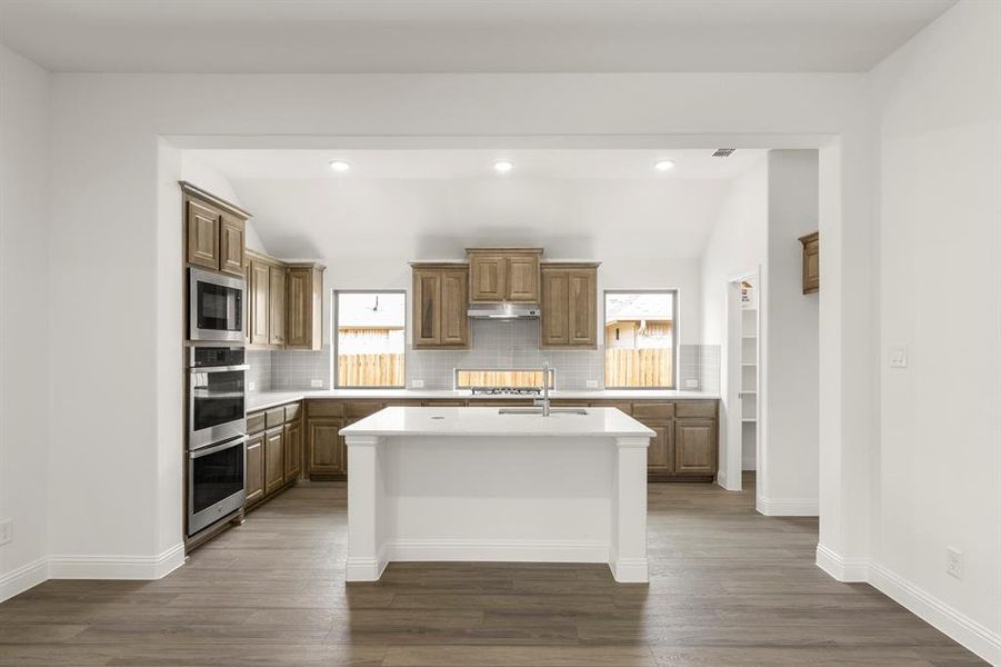 09_ 3821 Maize Ave, Heartland 09_ 3821 Maize Ave, Heartland