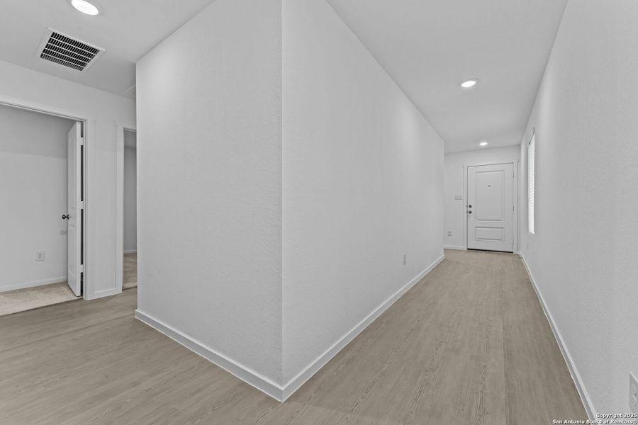 Spacious, unfurnished interior of a new home in Torian Village: Belmar Collection, San Antonio (Image 18). Spacious, unfurnished interior of a new home in Torian Village: Belmar Collection, San Antonio (Image 18).