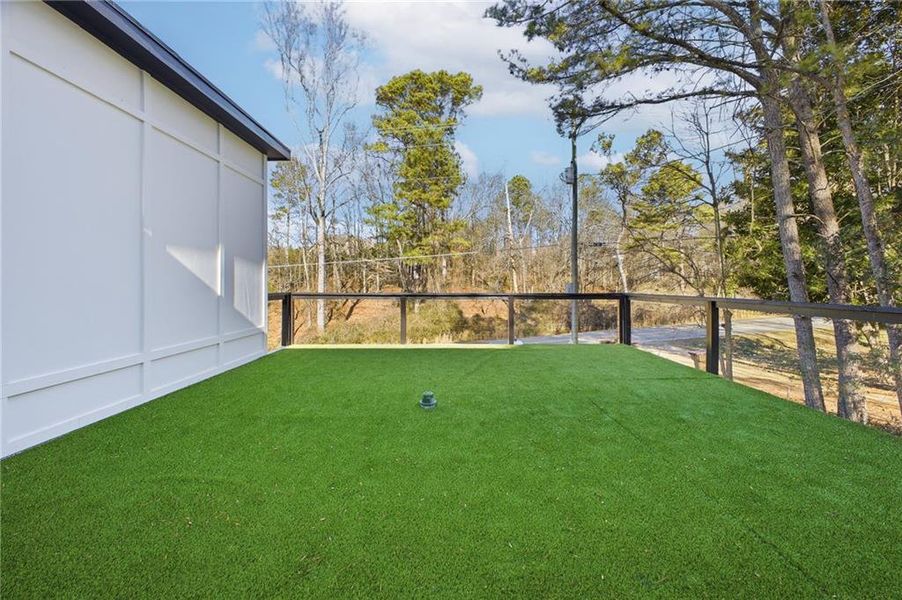 Exterior details and patio area of a home in , Flowery Branch (Image 4).