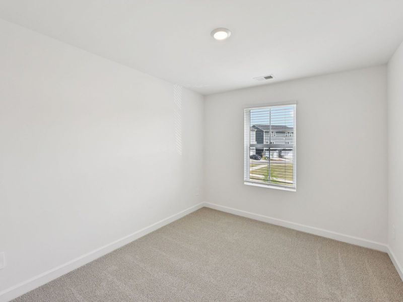 Spacious, unfurnished interior of a new home in Meadows at Wilson Farms - The Summit Series, Fort Mill (Image 16).