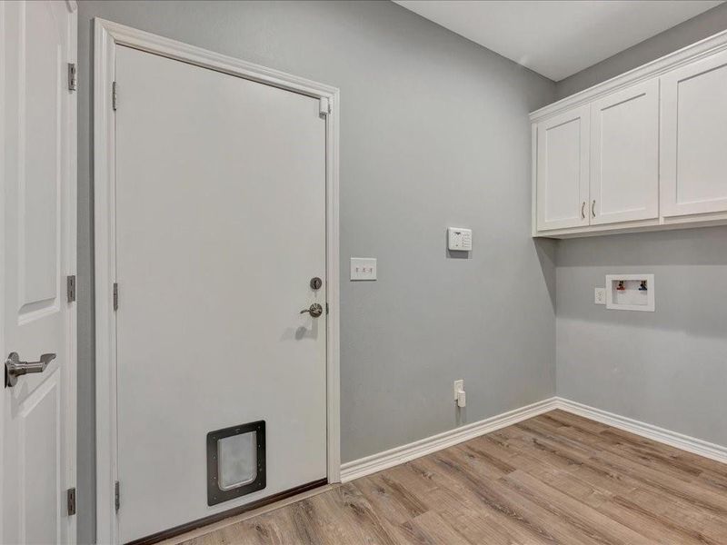Spacious, unfurnished interior of a new home in , Lufkin (Image 23).