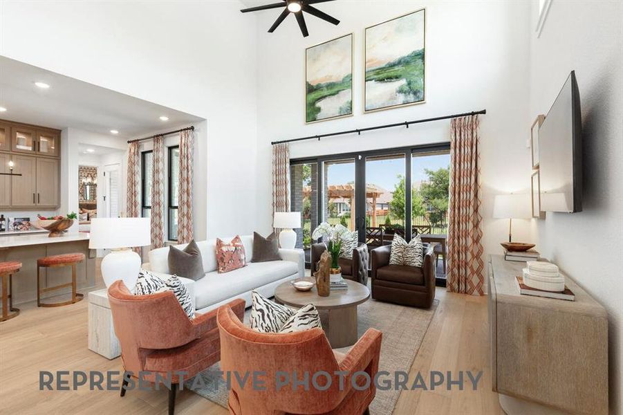 Furnished interior view inside a new home in Myrtle Creek, Waxahachie (Image 9).