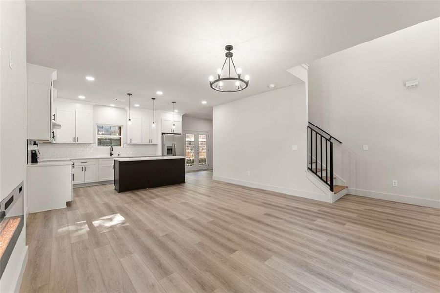 Spacious, unfurnished interior of a new home in , Gainesville (Image 31).