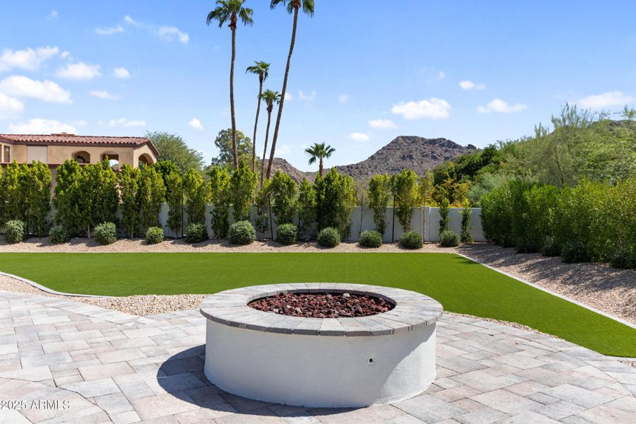 Pool Fire Lounge Pool Fire Lounge