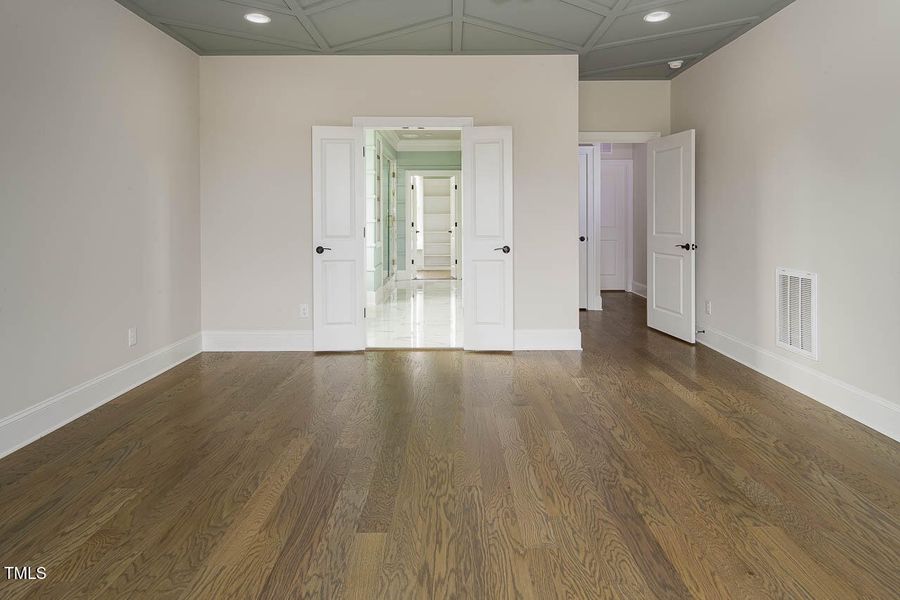 ROOMY PRIMARY BEDROOM