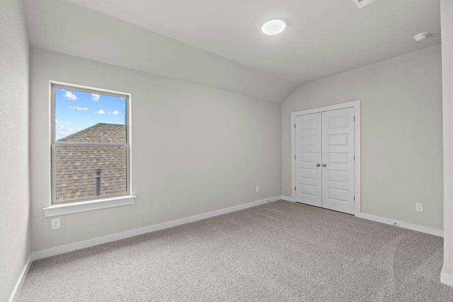 Spacious, unfurnished interior of a new home in Prairie Winds, Hutto (Image 33).