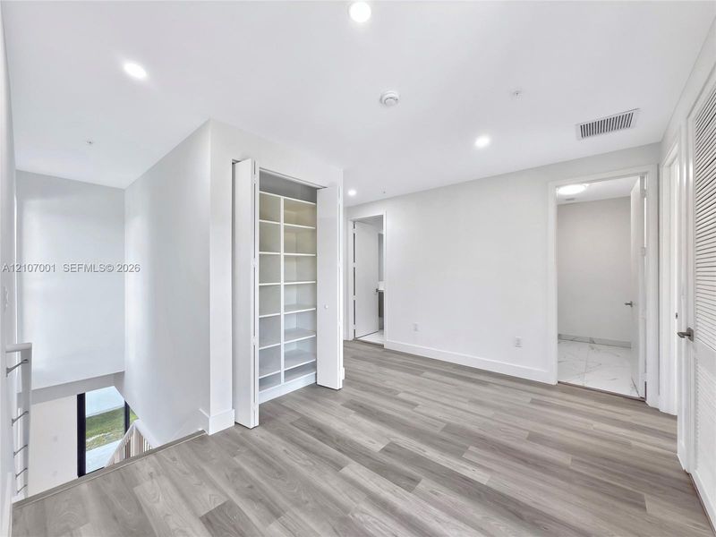 Spacious, unfurnished interior of a new home in , Oakland Park (Image 22). Spacious, unfurnished interior of a new home in , Oakland Park (Image 22).