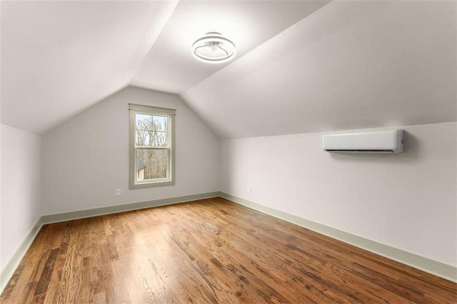 Spacious, unfurnished interior of a new home in , Cleveland (Image 29).