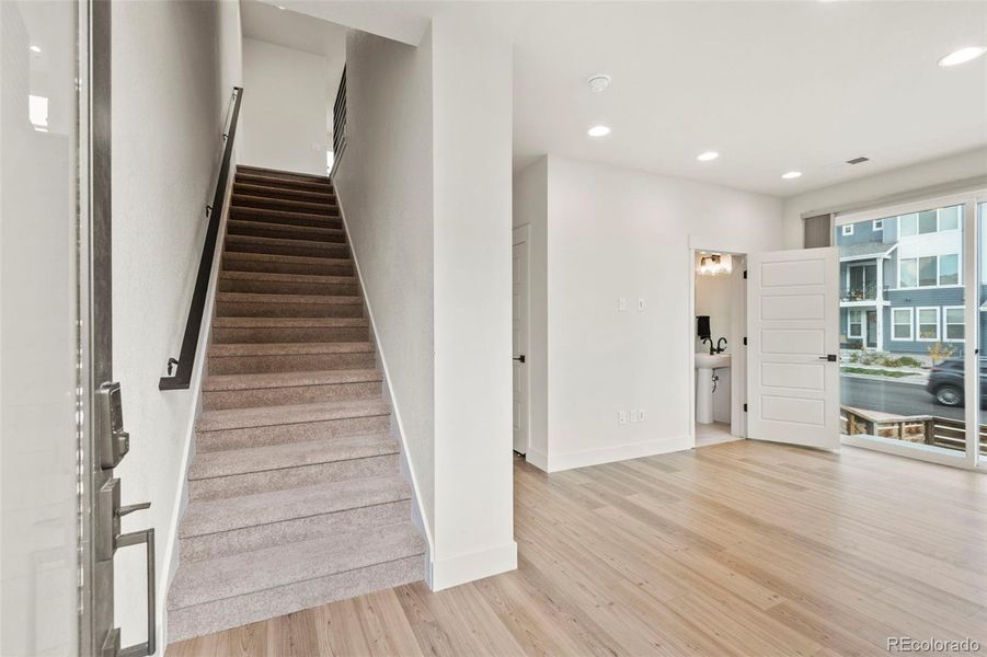 Spacious, unfurnished interior of a new home in , Broomfield (Image 17).