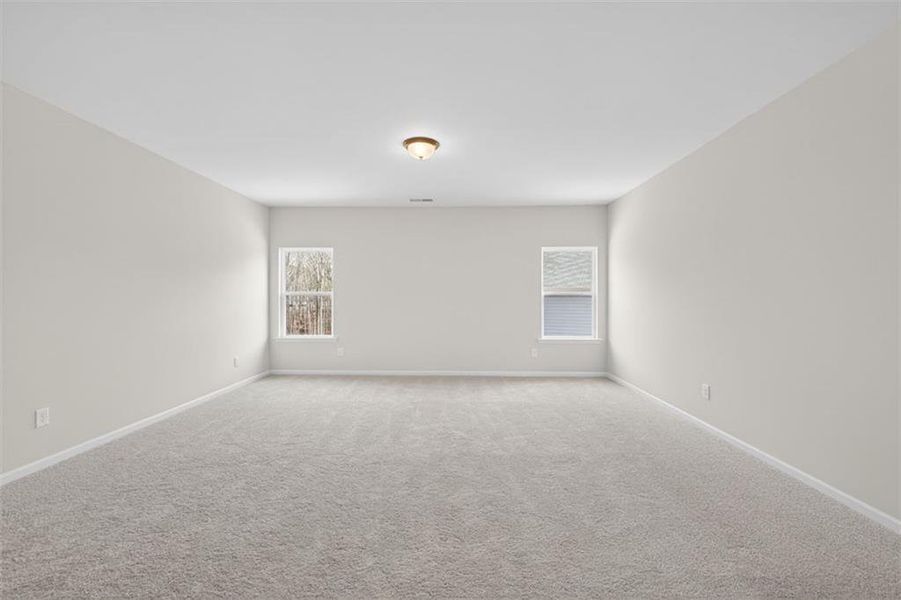 Spacious, unfurnished interior of a new home in Allen Manor, Hoschton (Image 27).