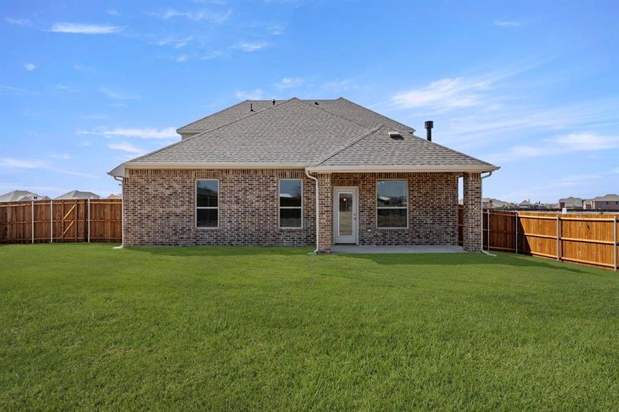 25_26. 512 Pinnacles - Back Large