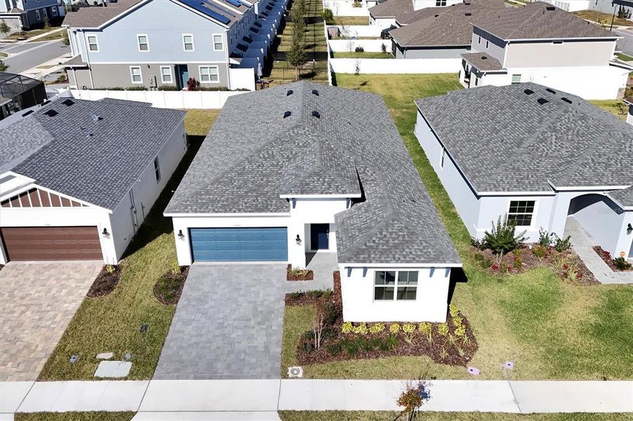 Exterior details and patio area of a home in Prairie Oaks, St. Cloud (Image 3).