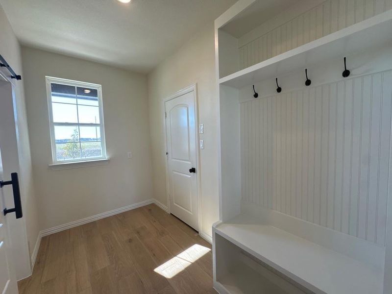 Spacious, unfurnished interior of a new home in Fairview Meadows, New Fairview (Image 9).