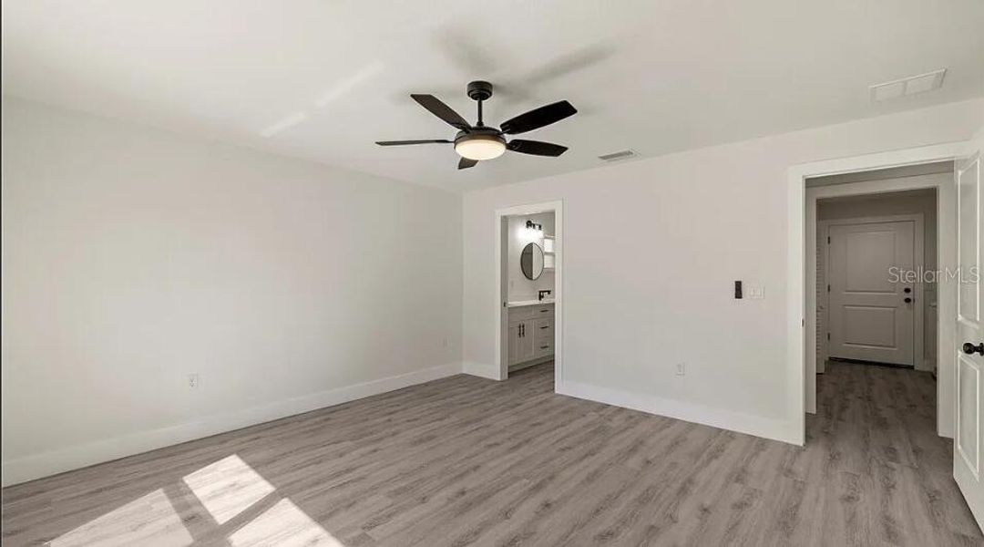 Spacious, unfurnished interior of a new home in , Lake Placid (Image 10). Spacious, unfurnished interior of a new home in , Lake Placid (Image 10).