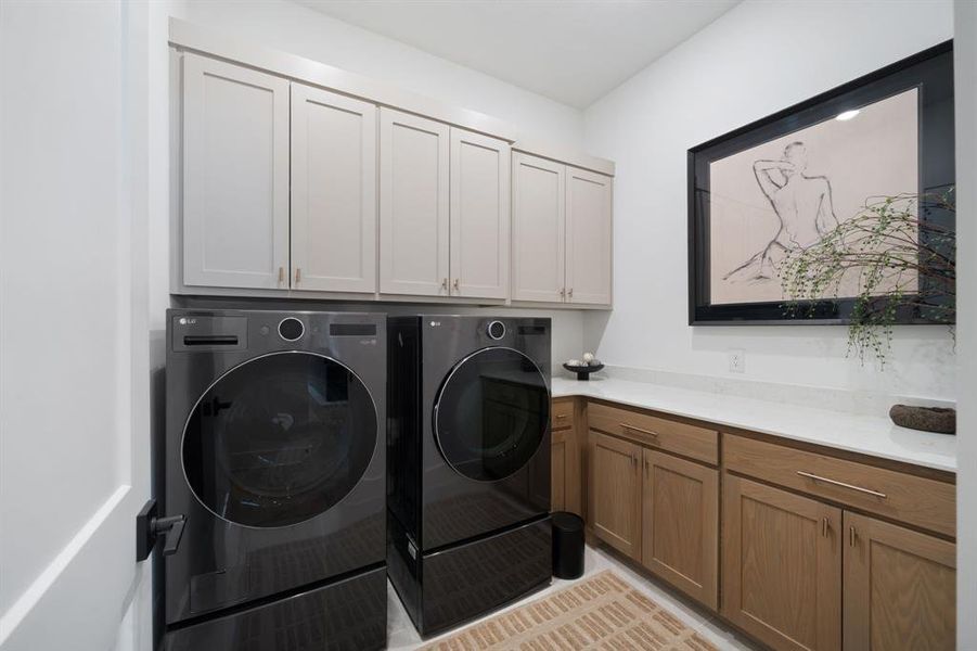 Furnished interior view inside a new home in Painted Tree 60' Series, McKinney (Image 31).
