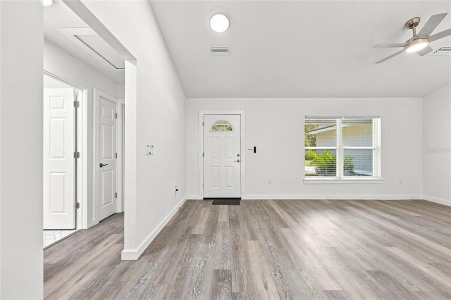 Spacious, unfurnished interior of a new home in , Summerfield (Image 14).
