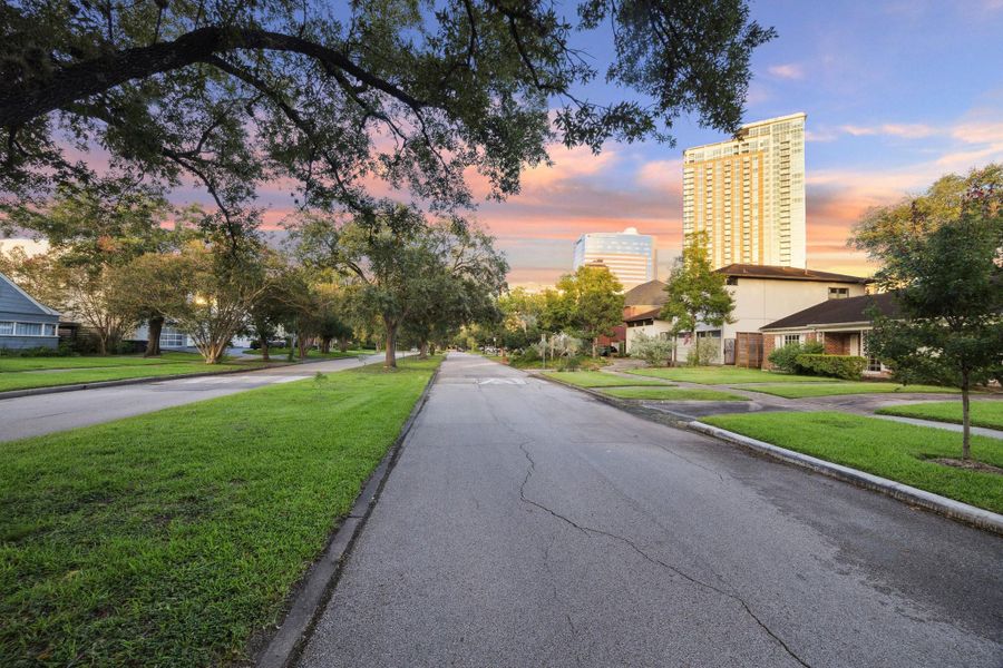 Situated near the edge of the Houston Medical Center in the Southgate neighborhood and ready for occupancy. Situated near the edge of the Houston Medical Center in the Southgate neighborhood and ready for occupancy.