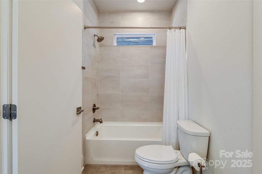 Furnished interior view inside a new home in , Charlotte (Image 7).