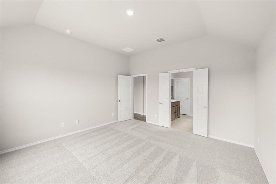 DFW-Meadow Park-Concept 1790-7417 Lavender Lane- Primary Suite -Risewell Homes-2