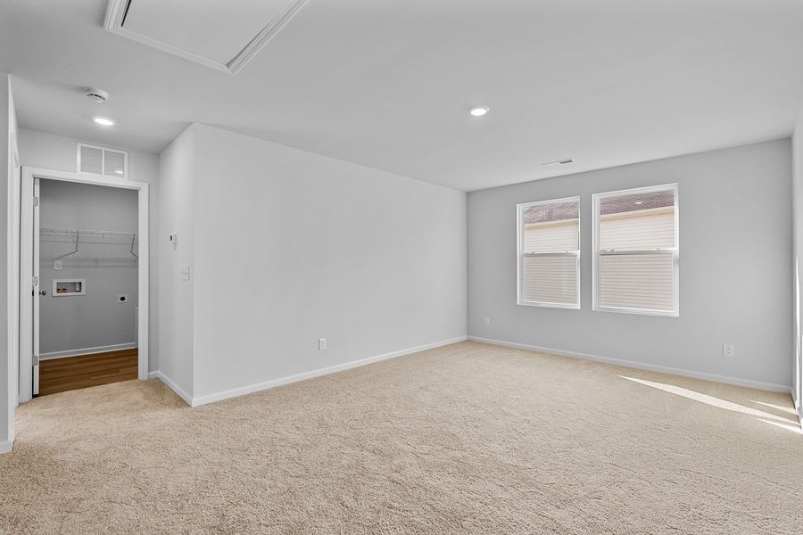 Spacious, unfurnished interior of a new home in Bell West, Kernersville (Image 28).