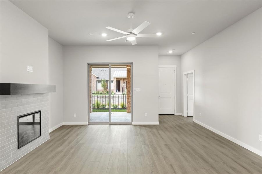 650 Oakridge_3141_Dublin_Family 650 Oakridge_3141_Dublin_Family