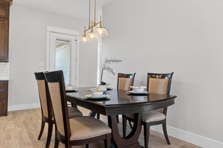 Furnished interior view inside a new home in , Celeste (Image 32).