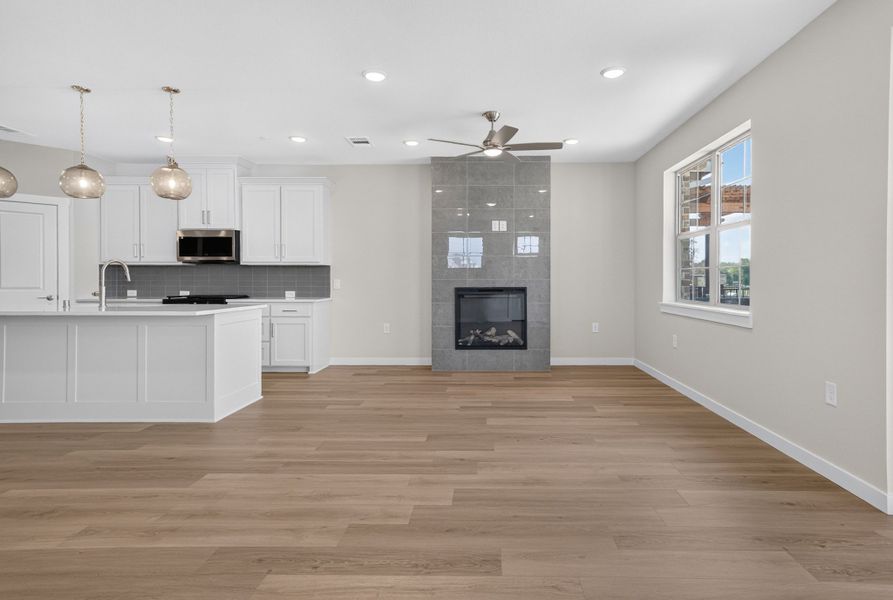 Spacious, unfurnished interior of a new home in The Tribute, The Colony (Image 23).