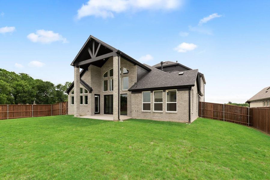 Exterior details and patio area of a home in Dominion of Pleasant Valley, Wylie (Image 4).
