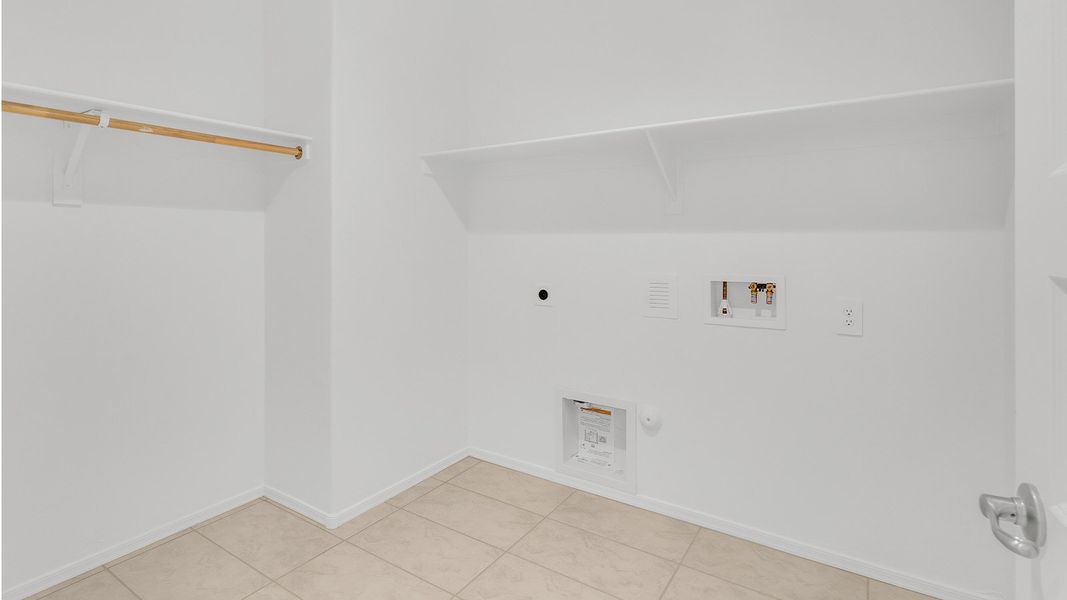 Image 42 of a home in Sycamore Vista.