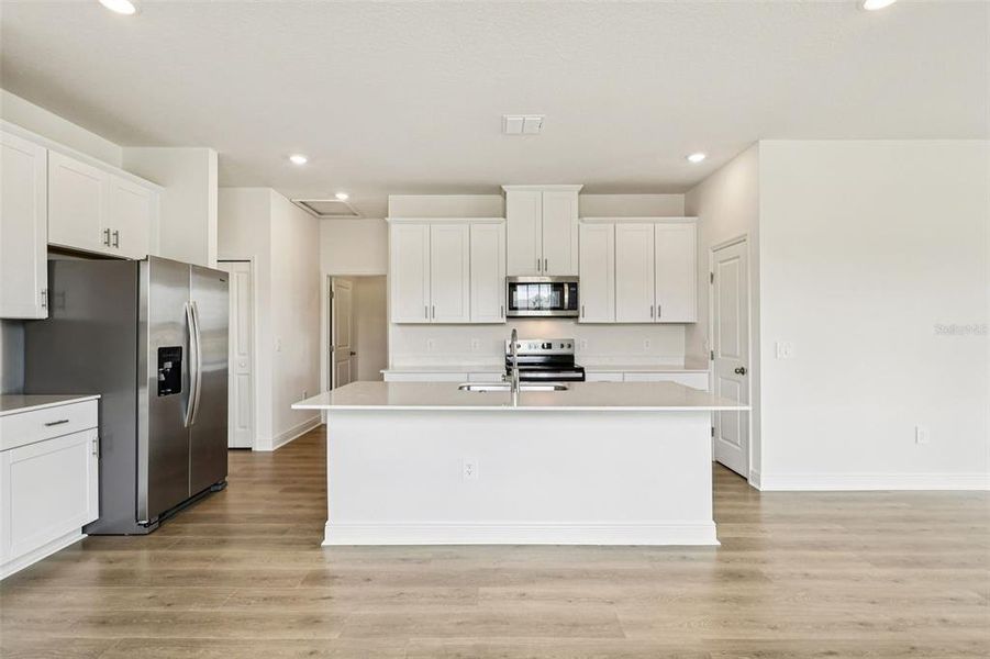 Furnished interior view inside a new home in Cyrene at Minneola, Minneola (Image 8).