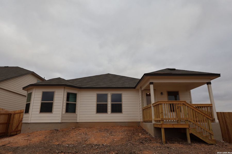 Exterior details and patio area of a home in Paloma Park, Converse (Image 3).