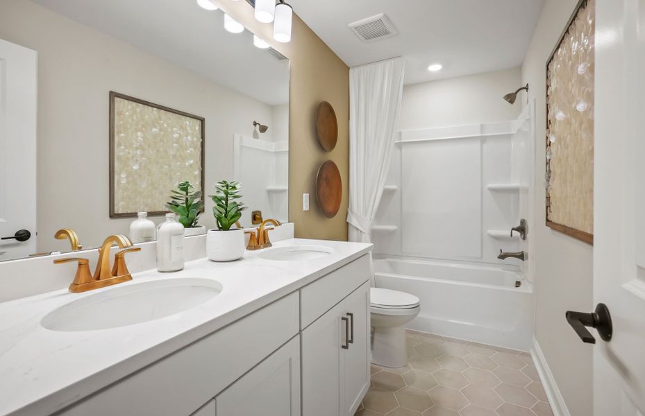 Furnished interior view inside a new home in Forest Creek, Waxhaw (Image 33). Furnished interior view inside a new home in Forest Creek, Waxhaw (Image 33).