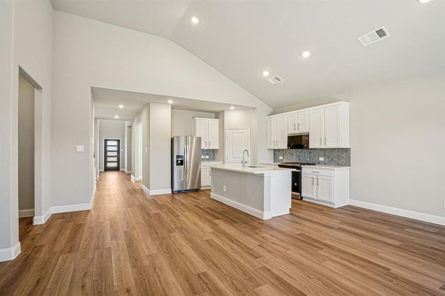 Furnished interior view inside a new home in Windmore, Princeton (Image 11).