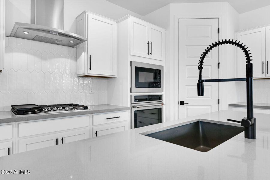 hj-az-phoenix-lucero-sandstone-lot-61-ki hj-az-phoenix-lucero-sandstone-lot-61-ki