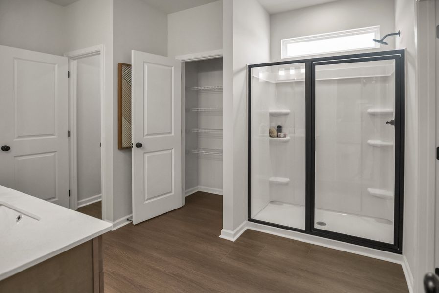 Furnished interior view inside a new home in The Oaks, Clarksville (Image 16).